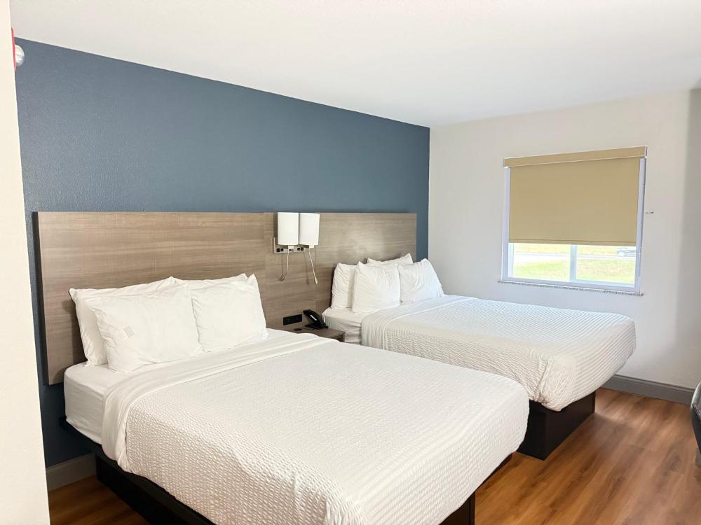 Double Room with Two Double Beds - Non-Smoking interior